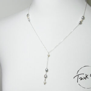 collana con pendente/Ag925/perle naturali bianco e grigio-Fatto a Mano